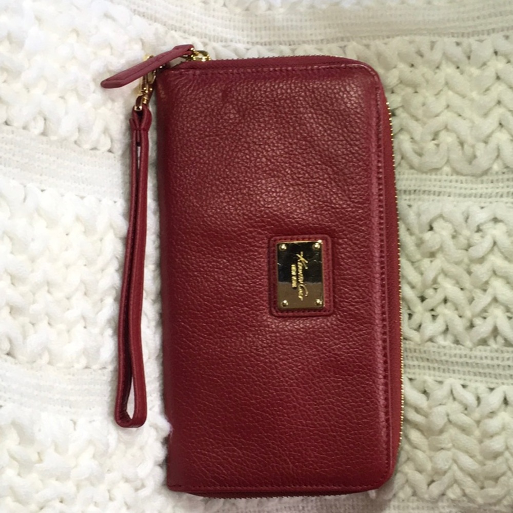 Kenneth Cole wristlet/wallet